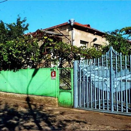 קוטאיסי Medico And Suliko Guest House מראה חיצוני תמונה