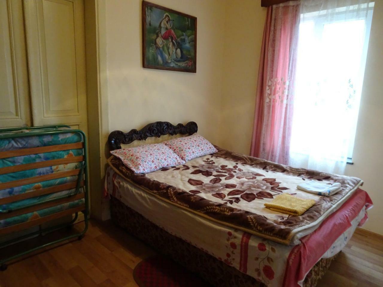 קוטאיסי Medico And Suliko Guest House מראה חיצוני תמונה